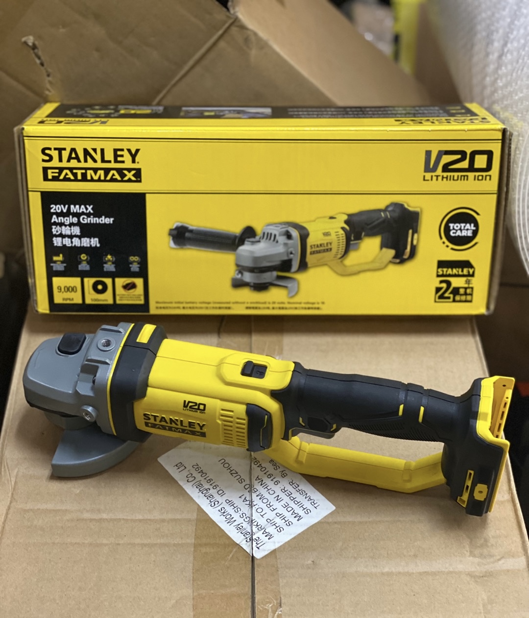 Akumulatorowa szlifierka kątow – Power Tools Stanley recenzja i cena